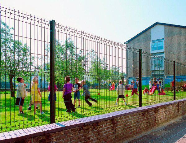 Забор для школьной территории